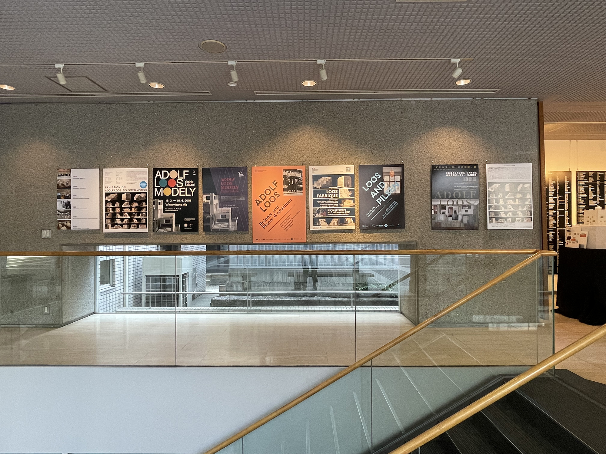 入り口周辺展示